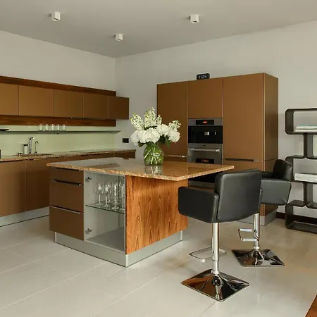 Apartament Apartament Luxury Robocza